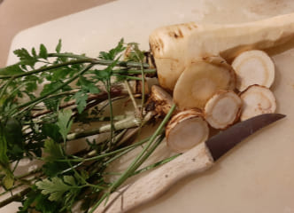 Afbeelding oogstperiode WORTELPETERSELIE,
